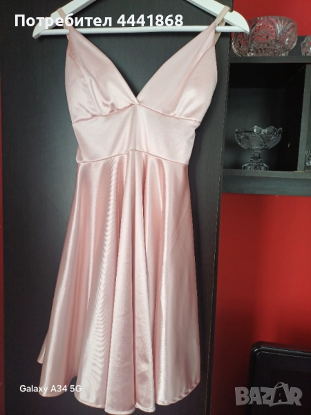 Дамска сатенена рокля, снимка 1