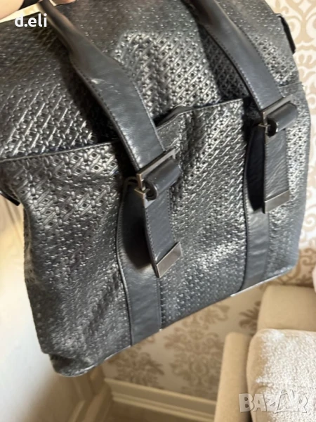 Две чанти. Burberry. Original Крос боди кожена чанта, снимка 1