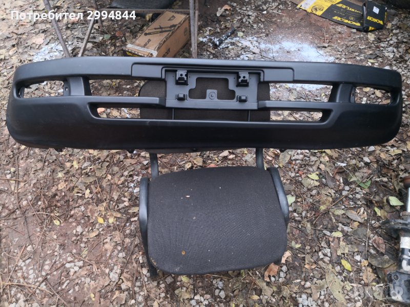 Предна броня тойота раф4 96 2000г., снимка 1