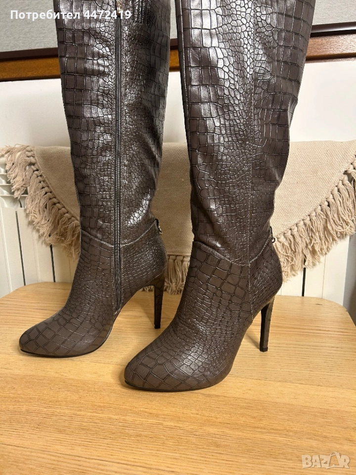 Дамски ботуши Axel, снимка 1