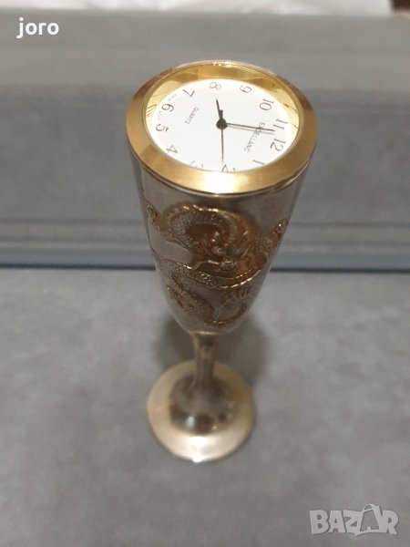 часовник с чаша, снимка 1