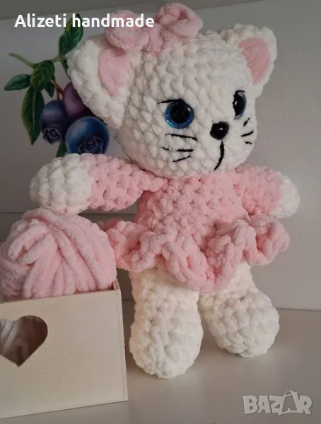Плетено плюшено коте, снимка 1
