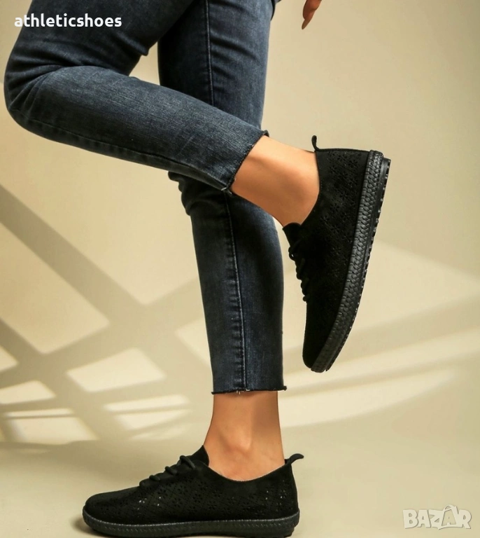 Дамски гуменки в черно лазерно рязан еко велур-2026, снимка 1