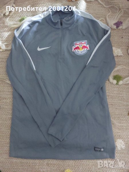 Оригинално горнище на  Nike - Salzburg размер L , снимка 1