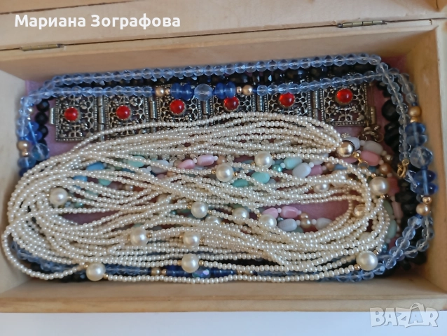 Винтидж Чешки и Български бижута 18 вида, - колиета, гривни, - Пръстени с Чешки камъни, 70-те г., снимка 5 - Антикварни и старинни предмети - 47652883