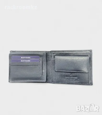 Мъжки портфейл от естествена кожа в син цвят марка NAVIGARE, снимка 3 - Портфейли, портмонета - 50316497