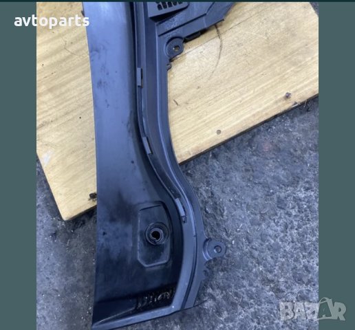 Range rover sport 2012година лайсна под предно стъкло десен волан, снимка 2 - Части - 40729446