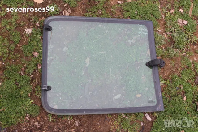 Фикс среден десен Ситроен Берлинго 1 1998 1.9d Citroen Berlingo 1 2врати, снимка 2 - Части - 49666466