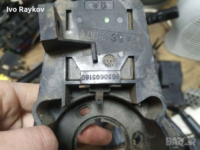 Лостчета мигачи чистачки Peugeot 206 1999-2006 , 9630605180, снимка 6 - Части - 52671531