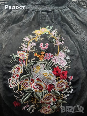 Ефектна рокля с бродерия., снимка 2 - Рокли - 40151240