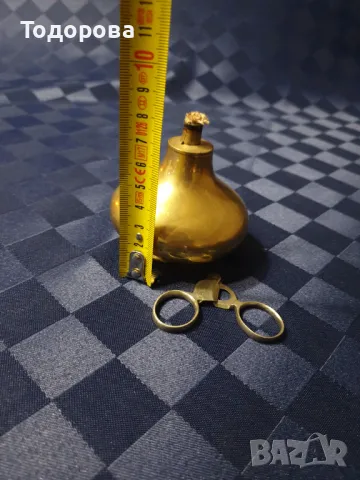 Месингова спиртна лампа с оригинално рядко срещано  присобление за гасене, снимка 5 - Антикварни и старинни предмети - 48178841