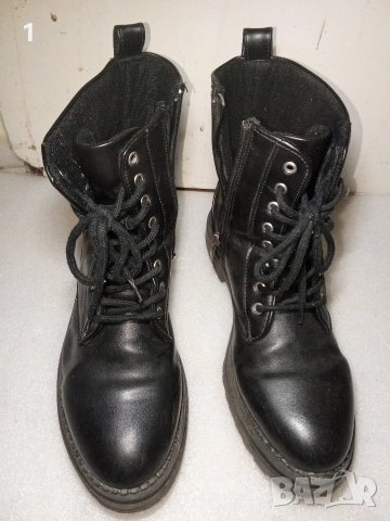 Дамски боти номер 39
