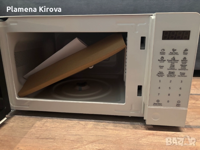 Микровълнова фурна KUMTEL | С дисплей, снимка 4 - Микровълнови - 52840731