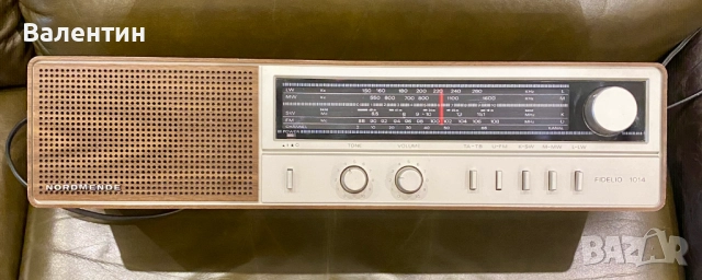 Радио Nordmende Fidelio 1014 • Модел от 1982 г. • Напълно работещ