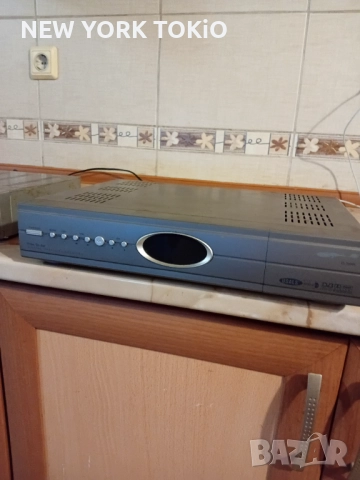 САТЕЛИТЕН ПРИЕМНИК , снимка 2 - Приемници и антени - 51698604