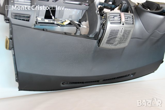 Арматурно табло Toyota Auris (2007-2010г.) Тойота Аурис, снимка 4 - Части - 33275524