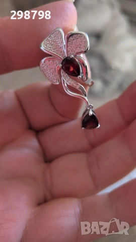 Сребърен комплект с естествен гранат, снимка 10 - Колиета, медальони, синджири - 51389489