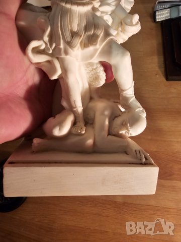 Старинна италианска скулптура Фаро  Архангел Михаил с копие и огнен меч, с които пронизва Дявола - п, снимка 8 - Антикварни и старинни предмети - 43901197