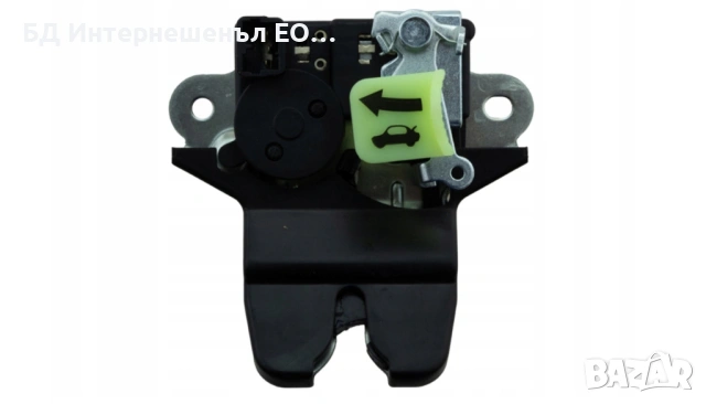 81230-0A501 Брава за багажник, Hyundai, Sonata 5, Genesis Coupe, снимка 4 - Части - 53064757