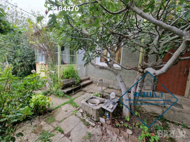 Едноетажна Тухлена Къща с.Кюлевча , снимка 13 - Къщи - 47485775