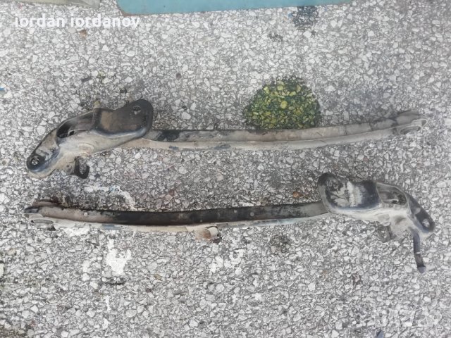 Носачи задни за Форд Мондео мк3 - 2001г, снимка 2 - Части - 38461209