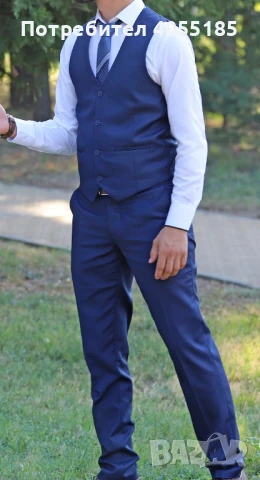 Официален тъмно син мъжки костюм