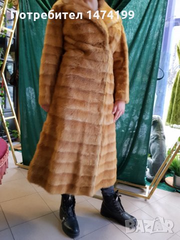 Дълго кожено палто