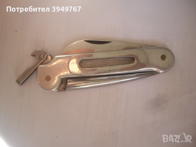 Голяма и масивна ножка.