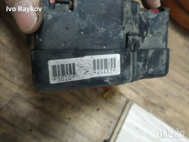 Табло за бушони 25365805 , AUDI A4 B5/8D (1994-2001, снимка 4 - Части - 48000194