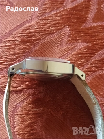 стар механичен часовник CARDINAL, снимка 4 - Дамски - 51994917