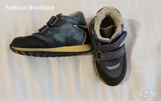 Детски зимни обувки за момче- 24 номер , и пантофи да градина- 23 номер  Цена за двете- 14лв Без заб, снимка 4 - Бебешки боти и ботуши - 51895885