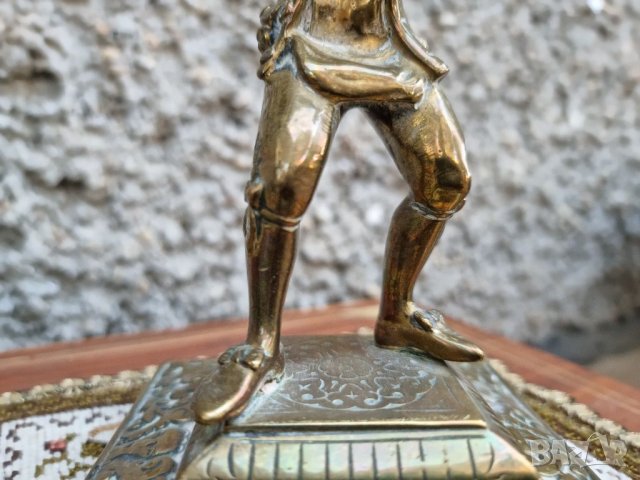 Антикварни Бронзови Свещници Фокусник Франция- (1930-1940г), снимка 11 - Антикварни и старинни предмети - 40112344