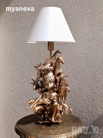 Лампа ​"Единство" , символ на хармонията между човека и животните. , снимка 2 - Настолни лампи - 52712644