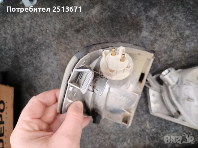 Мигачи за мерцедес W202 "Оригинални"Valeo , снимка 5 - Части - 50966674