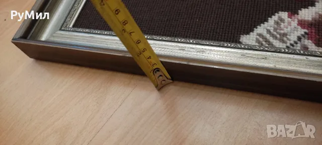 Ретро гоблен* " Момичето с книгата" * Рамка от дърво, снимка 7 - Антикварни и старинни предмети - 49198421