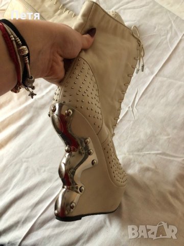 Дамски бежови боти от естествена кожа и екстравагантен ток, снимка 4 - Дамски боти - 28289037