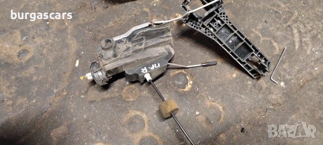 Брава предна дясна врата Mercedes A160 W168 - 50лв, снимка 2 - Части - 52721333