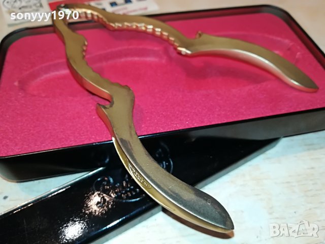 немска орехотрошачка в метална кутия 19х10см 2107212032, снимка 13 - Антикварни и старинни предмети - 33589728