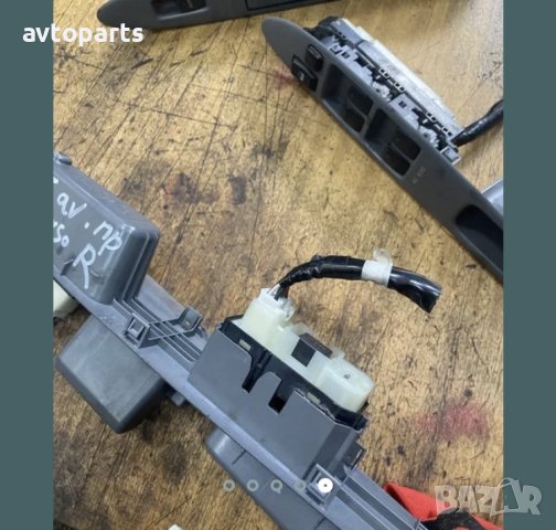 Toyota avensis verso 2005година Копчета ел стъкла, снимка 5 - Части - 40470253