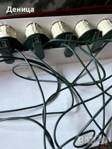 Коледна гирлянда със свещи-10 броя Изправна, запазена кутия, но скъсана Големина на всяка свещ с щип, снимка 5 - Други - 52598819