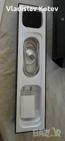 Apple watch Series 4 44mm, снимка 3 - Смарт часовници - 51828640