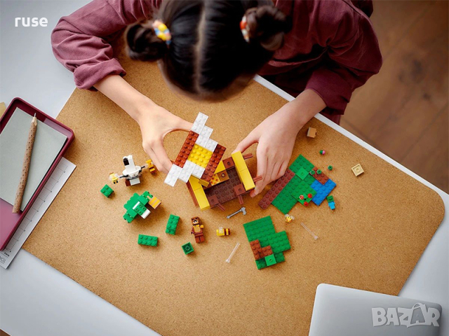 НОВИ! LEGO® Minecraft™ 21241 Къщата на пчелите, снимка 6 - Конструктори - 44875185