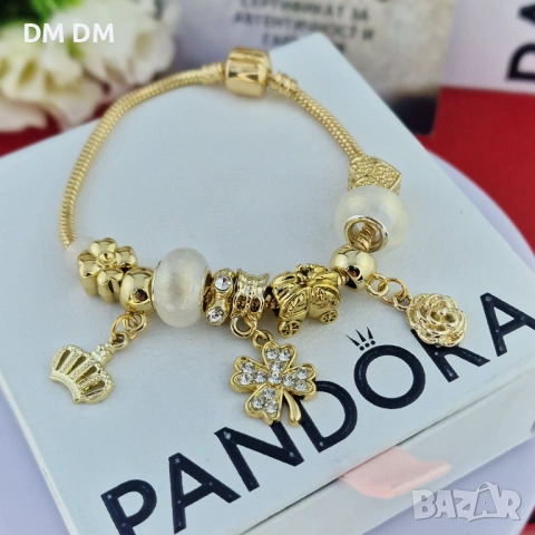 Гривна “White Lucky Charm” с позлата 