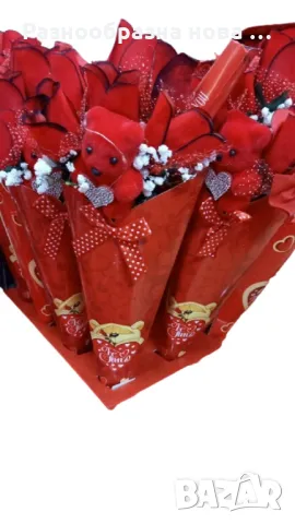 Романтичен букет с мече и червени рози, снимка 2 - Плюшени играчки - 48846097
