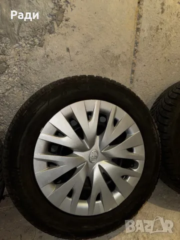 Оригинални джанти с гуми и тазове 5x100 15 Toyota, снимка 3 - Гуми и джанти - 49713765