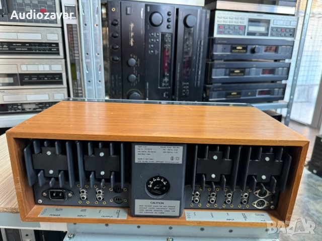 Стерео усилвател Revox A50, снимка 2 - Ресийвъри, усилватели, смесителни пултове - 53458899