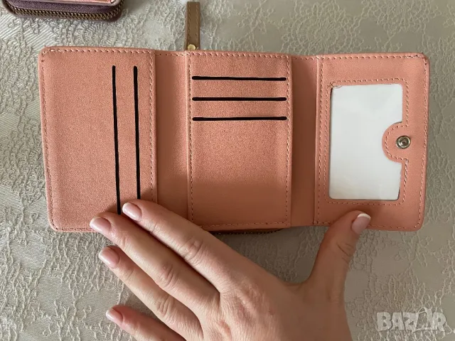 Нови дамски портмонета, снимка 4 - Портфейли, портмонета - 48647601