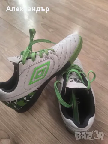 стоножки футболни обувки Umbro 35номер , снимка 4 - Детски маратонки - 49428829