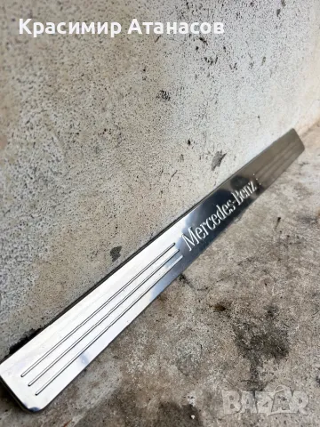 Интериорна лайстна праг вътрешен за Мерцедес Ц-класа W204. A2046800135, снимка 2 - Части - 49356853
