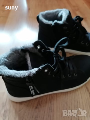 Черни дамски спортни зимни обувки, снимка 5 - Дамски боти - 43394524